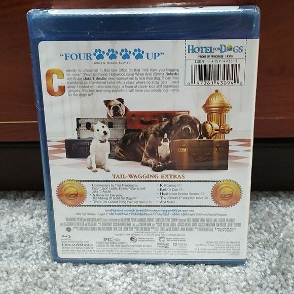 Dreamworks  Hotel for Dogs  Blu Ray  2009 release  NEW Sealed - Picture 2 of 3